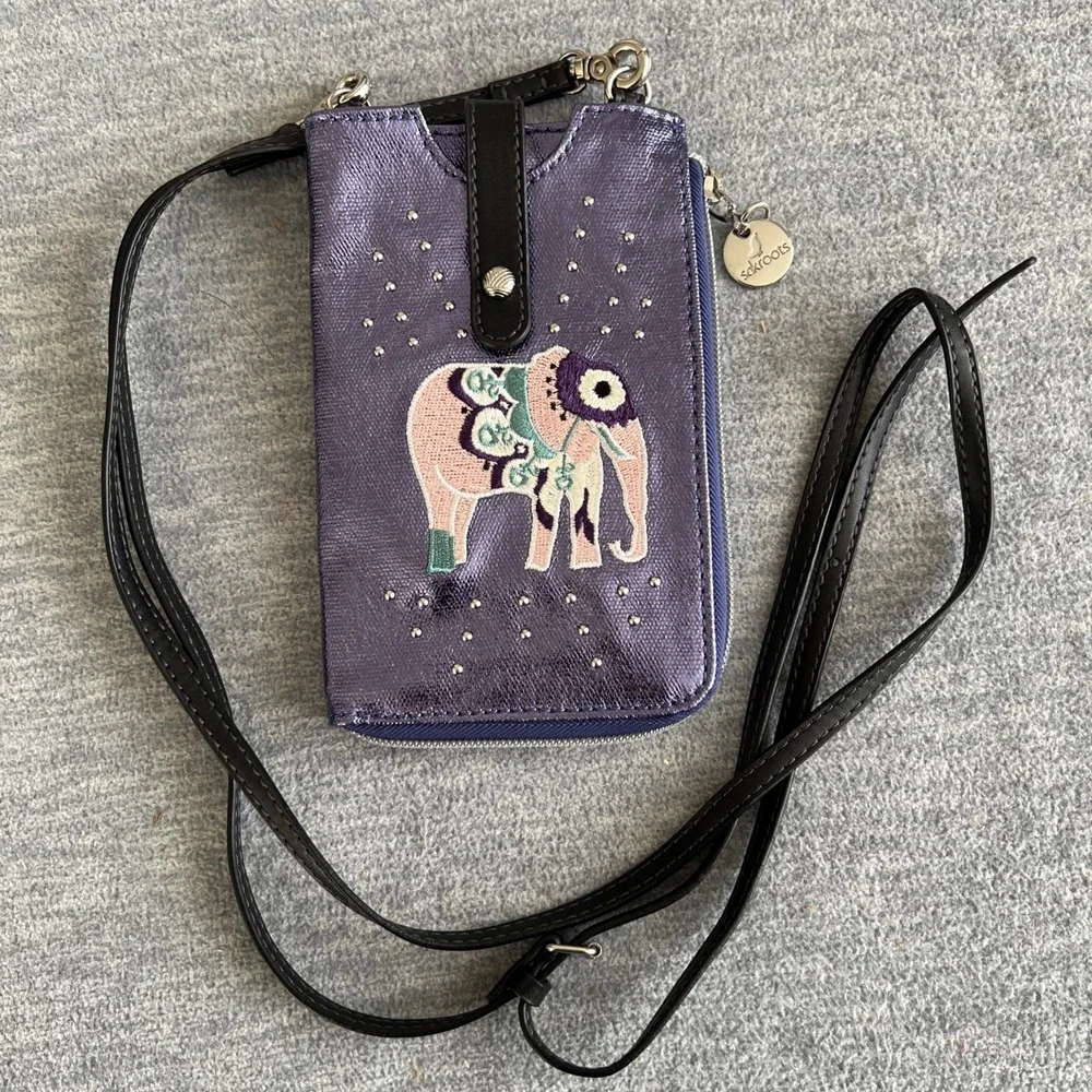 Sakroots Ella Smartphone Sling Crossbody Wallet Removable Strap Purple‎ Elephant